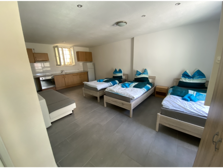 Karlsruhe	Pforzheimer Str. 14 (Alsarag)